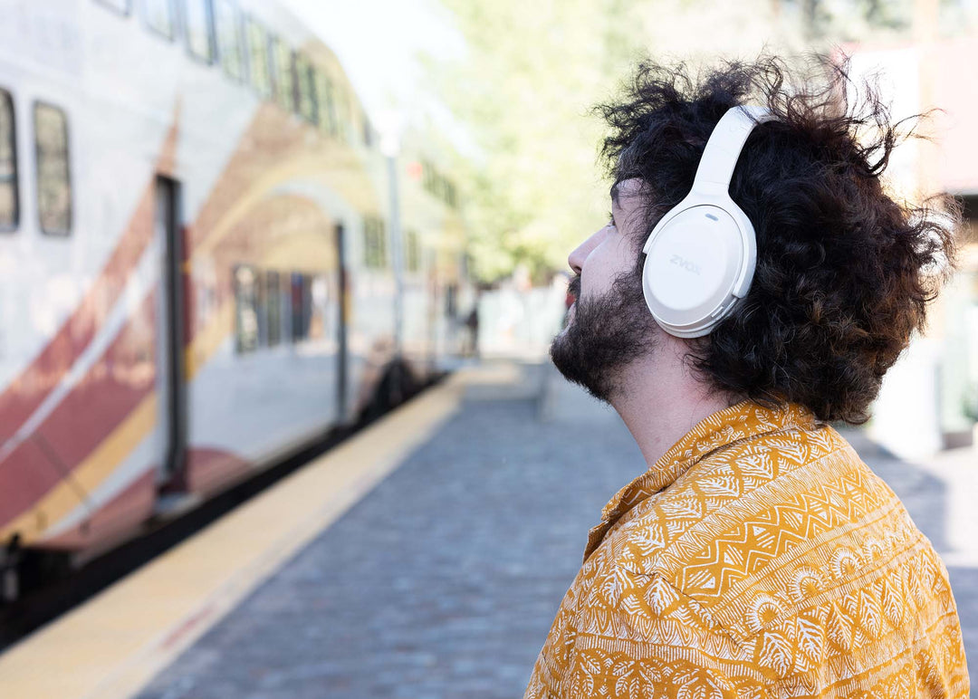 AV52 Bluetooth Noise Cancelling Headphones – ZVOX Audio